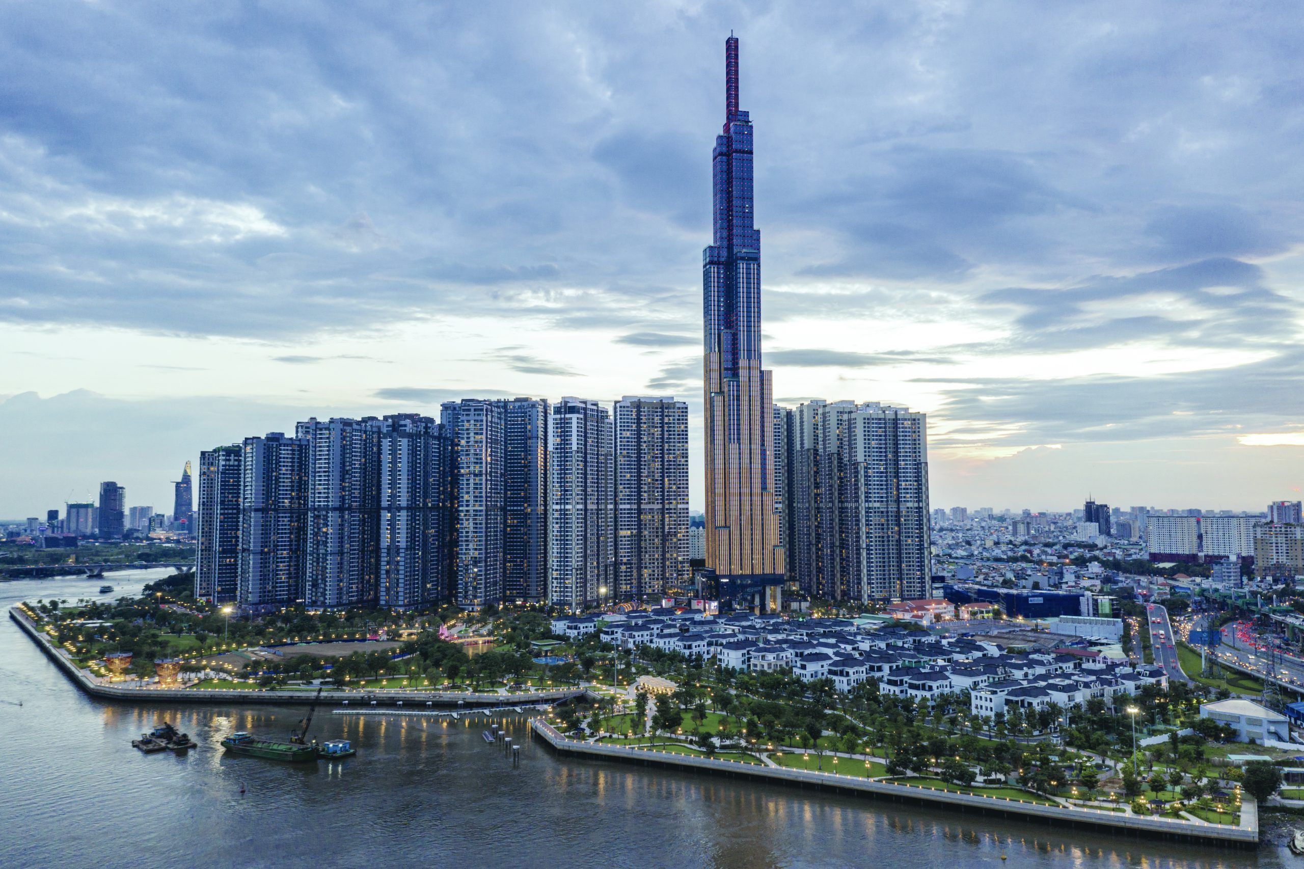 shutterstock_1692834160-copy-scaled.jpg
